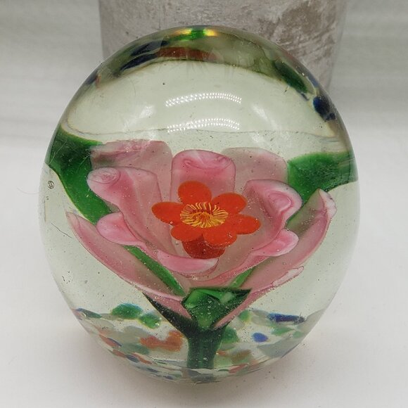 Pink Flower Green Stem Multicoloured End of Day Bottom Art Glass Paperweight - Picture 5 of 5
